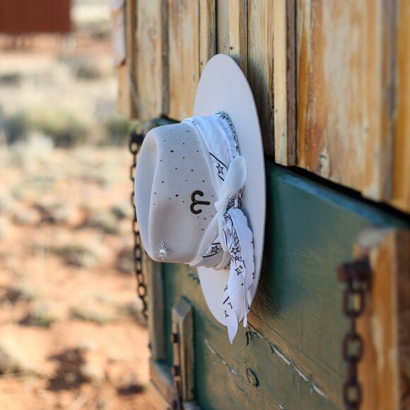 wyeth Accessories - Wyeth Shea Hat